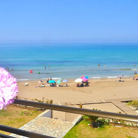 Beachfront 2-bed Luxury - Agios Gordios, Corfu, Greece Άγιος Γόρδιος
